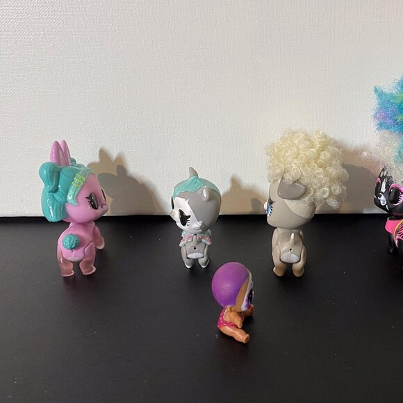 LOL Surprise Dolls Lot - Picture 6 of 8
